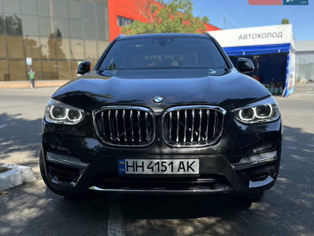 Серый БМВ Х3, объемом двигателя 2 л и пробегом 81 тыс. км за 29000 $, фото 1 на Automoto.ua
