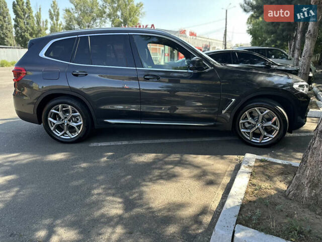 Серый БМВ Х3, объемом двигателя 2 л и пробегом 81 тыс. км за 29000 $, фото 7 на Automoto.ua
