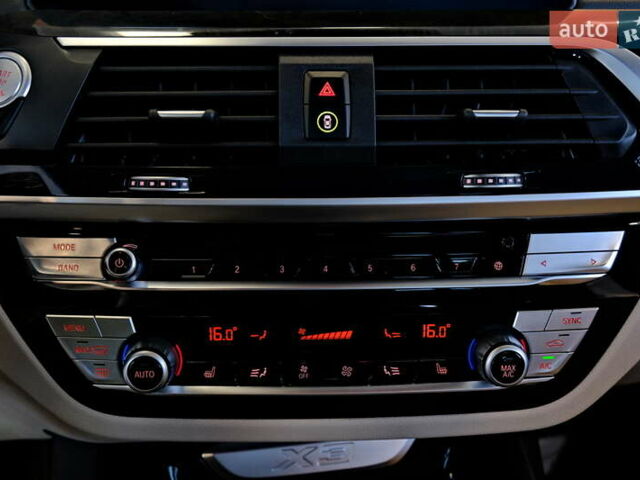 Сірий БМВ Х3, об'ємом двигуна 2 л та пробігом 61 тис. км за 26900 $, фото 33 на Automoto.ua