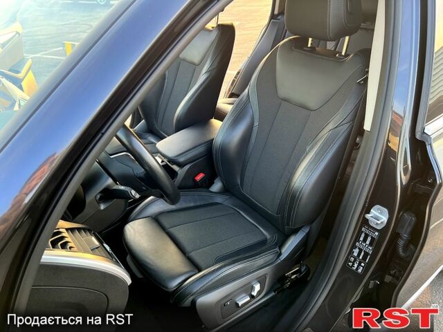 Серый БМВ Х3, объемом двигателя 2 л и пробегом 140 тыс. км за 35500 $, фото 8 на Automoto.ua