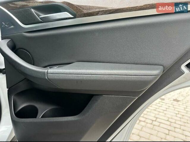 Сірий БМВ Х3, об'ємом двигуна 2 л та пробігом 110 тис. км за 29500 $, фото 22 на Automoto.ua