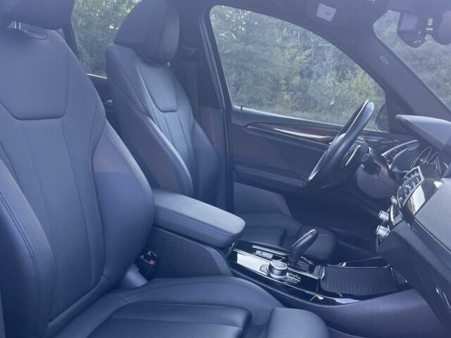 Сірий БМВ Х3, об'ємом двигуна 2 л та пробігом 49 тис. км за 31000 $, фото 20 на Automoto.ua