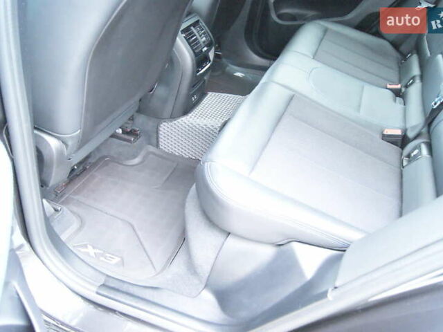 Серый БМВ Х3, объемом двигателя 2 л и пробегом 107 тыс. км за 39800 $, фото 39 на Automoto.ua