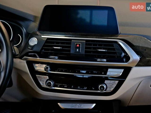 Сірий БМВ Х3, об'ємом двигуна 2 л та пробігом 61 тис. км за 26900 $, фото 66 на Automoto.ua