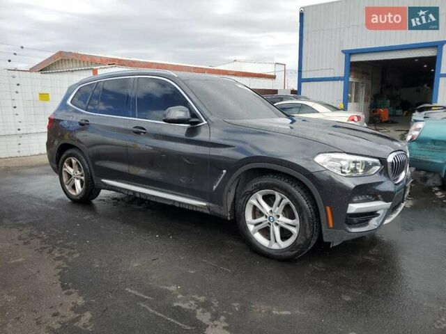 Серый БМВ Х3, объемом двигателя 2 л и пробегом 82 тыс. км за 10300 $, фото 3 на Automoto.ua