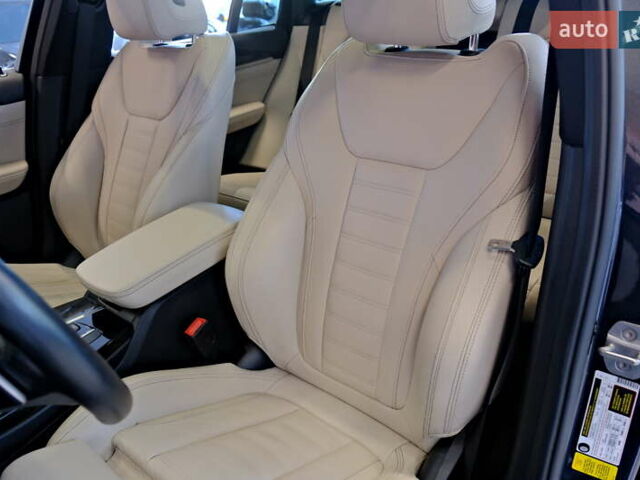 Сірий БМВ Х3, об'ємом двигуна 2 л та пробігом 61 тис. км за 26900 $, фото 49 на Automoto.ua