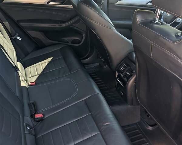 Серый БМВ Х3, объемом двигателя 2 л и пробегом 18 тыс. км за 28500 $, фото 23 на Automoto.ua