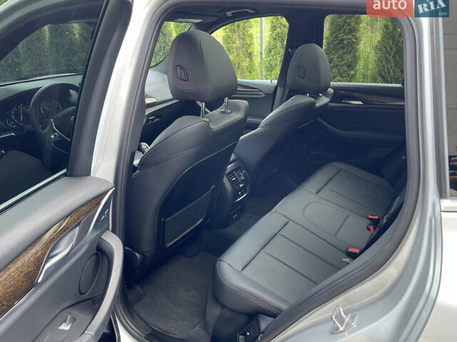 Серый БМВ Х3, объемом двигателя 2 л и пробегом 109 тыс. км за 29200 $, фото 5 на Automoto.ua