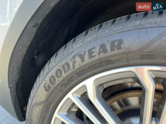 Серый БМВ Х3, объемом двигателя 0 л и пробегом 185 тыс. км за 28454 $, фото 20 на Automoto.ua