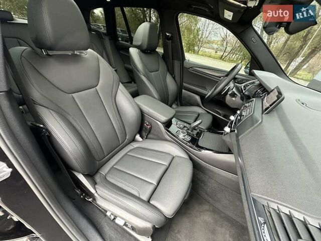 БМВ Х3 2020 у Хмельницькому на Automoto.ua Сірий БМВ Х3, об'ємом двигуна 2 л та пробігом 118 тис. км за 35999 $, фото 15 на Automoto.ua