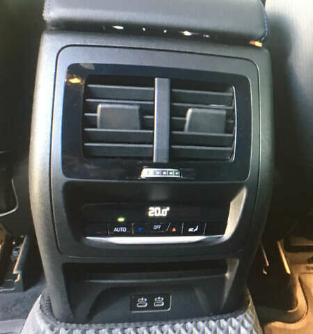 Серый БМВ Х3, объемом двигателя 2 л и пробегом 107 тыс. км за 39800 $, фото 23 на Automoto.ua