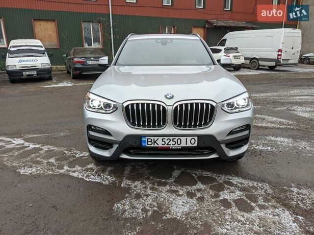 Серый БМВ Х3, объемом двигателя 2 л и пробегом 16 тыс. км за 34000 $, фото 11 на Automoto.ua