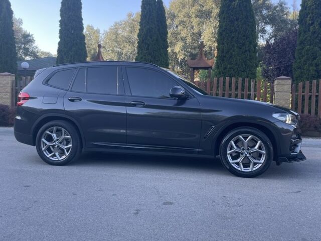 Сірий БМВ Х3, об'ємом двигуна 2 л та пробігом 49 тис. км за 31000 $, фото 7 на Automoto.ua