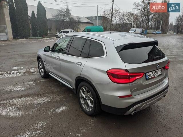 Серый БМВ Х3, объемом двигателя 2 л и пробегом 16 тыс. км за 34000 $, фото 30 на Automoto.ua