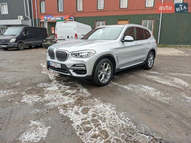 Серый БМВ Х3, объемом двигателя 2 л и пробегом 16 тыс. км за 34000 $, фото 5 на Automoto.ua