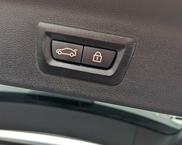 Серый БМВ Х3, объемом двигателя 2 л и пробегом 18 тыс. км за 28500 $, фото 41 на Automoto.ua