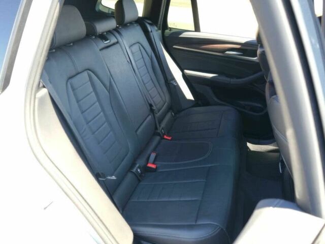 Серый БМВ Х3, объемом двигателя 3 л и пробегом 26 тыс. км за 19000 $, фото 11 на Automoto.ua