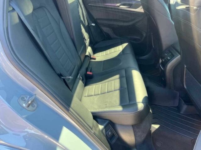 Сірий БМВ Х3, об'ємом двигуна 3 л та пробігом 23 тис. км за 24600 $, фото 11 на Automoto.ua