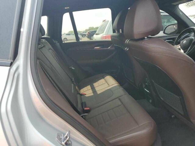 Сірий БМВ Х3, об'ємом двигуна 0 л та пробігом 130 тис. км за 9999 $, фото 10 на Automoto.ua