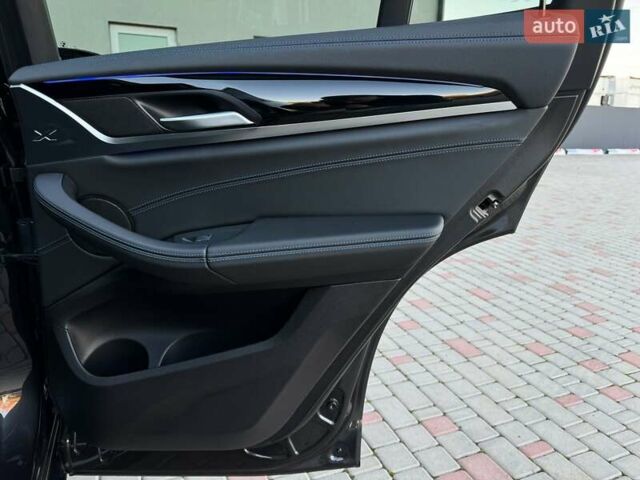 Серый БМВ Х3, объемом двигателя 3 л и пробегом 121 тыс. км за 59999 $, фото 72 на Automoto.ua