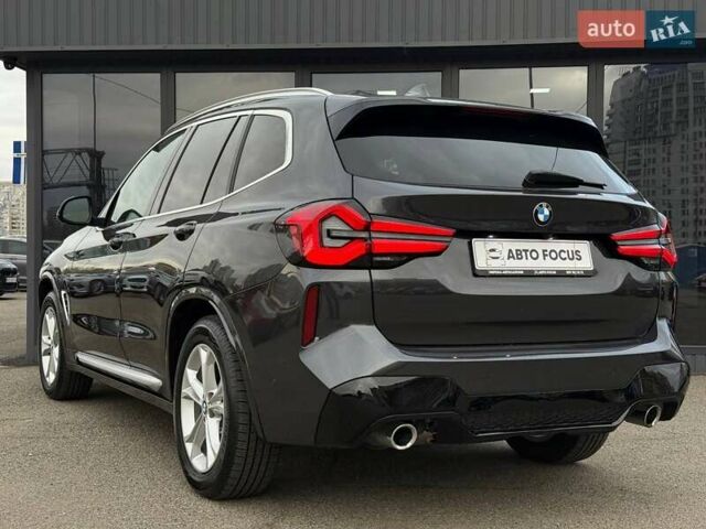 Сірий БМВ Х3, об'ємом двигуна 2 л та пробігом 46 тис. км за 37490 $, фото 7 на Automoto.ua