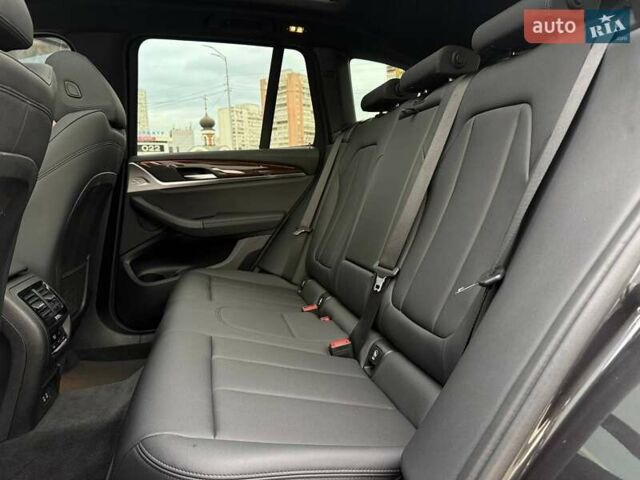 Сірий БМВ Х3, об'ємом двигуна 2 л та пробігом 46 тис. км за 37490 $, фото 12 на Automoto.ua