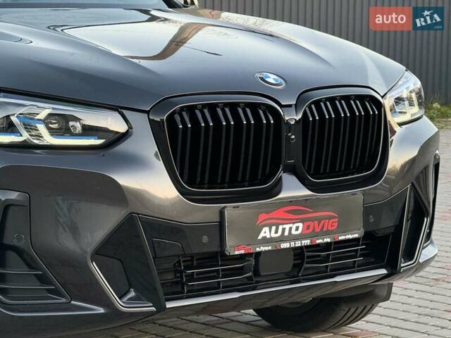 Серый БМВ Х3, объемом двигателя 3 л и пробегом 121 тыс. км за 59999 $, фото 16 на Automoto.ua