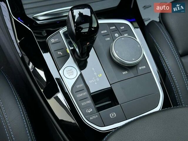 Серый БМВ Х3, объемом двигателя 3 л и пробегом 121 тыс. км за 59999 $, фото 58 на Automoto.ua