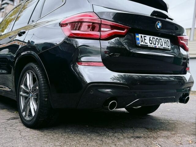 Серый БМВ Х3, объемом двигателя 2 л и пробегом 68 тыс. км за 41999 $, фото 1 на Automoto.ua