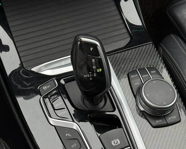 Сірий БМВ Х3, об'ємом двигуна 3 л та пробігом 90 тис. км за 39500 $, фото 14 на Automoto.ua