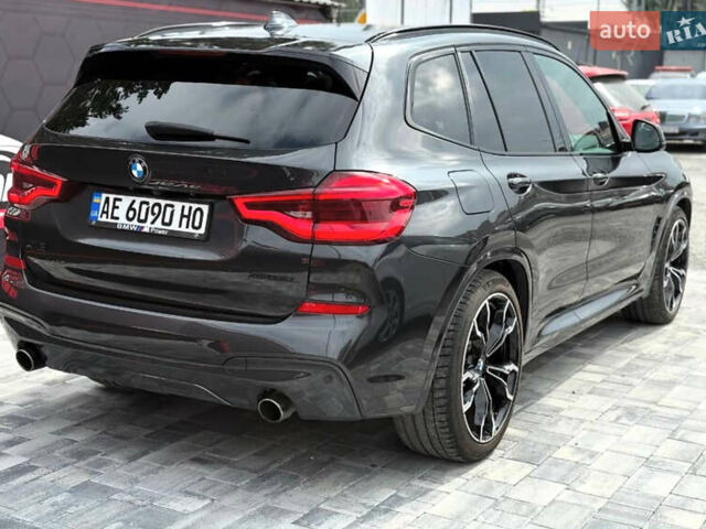 Серый БМВ Х3, объемом двигателя 2 л и пробегом 67 тыс. км за 44000 $, фото 4 на Automoto.ua