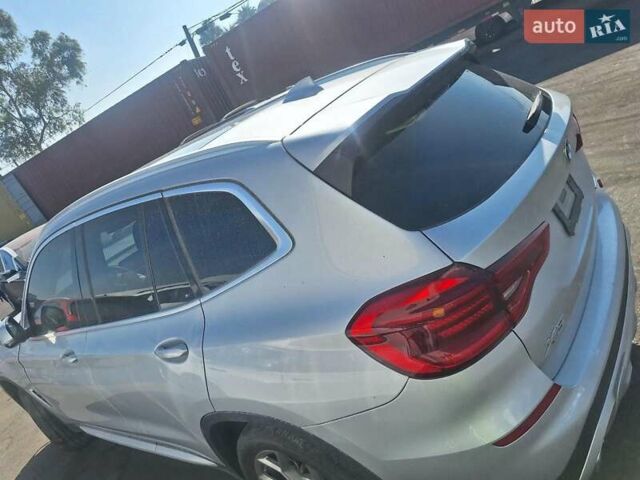 Сірий БМВ Х3, об'ємом двигуна 0 л та пробігом 145 тис. км за 18500 $, фото 12 на Automoto.ua
