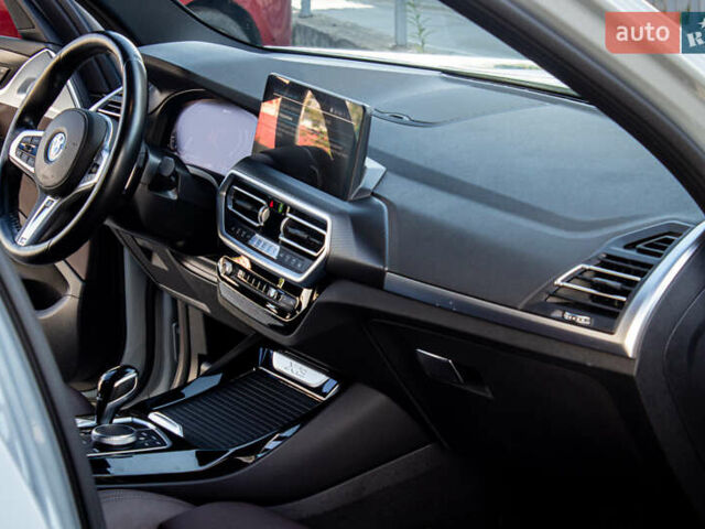 Серый БМВ Х3, объемом двигателя 2 л и пробегом 58 тыс. км за 48700 $, фото 36 на Automoto.ua