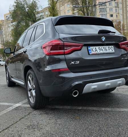 Серый БМВ Х3, объемом двигателя 2 л и пробегом 125 тыс. км за 39500 $, фото 5 на Automoto.ua