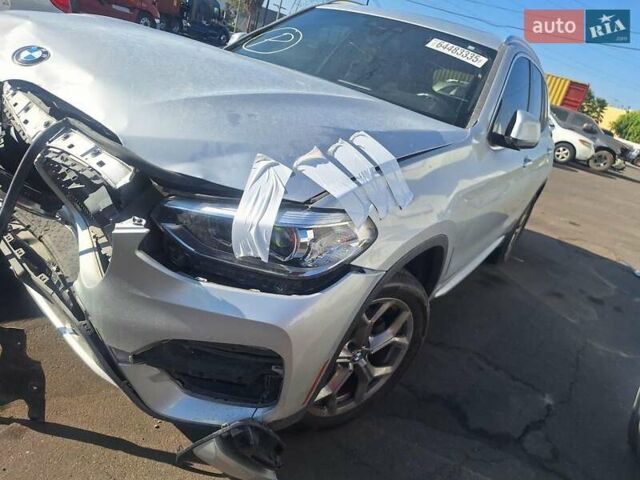 Сірий БМВ Х3, об'ємом двигуна 0 л та пробігом 145 тис. км за 18500 $, фото 5 на Automoto.ua