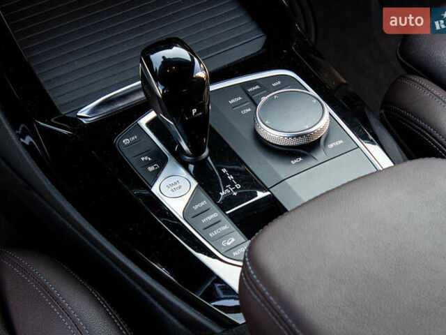 Серый БМВ Х3, объемом двигателя 2 л и пробегом 58 тыс. км за 48700 $, фото 40 на Automoto.ua