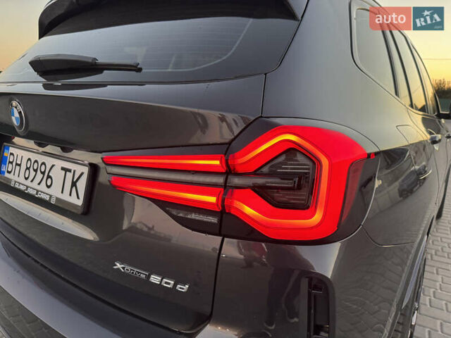 Серый БМВ Х3, объемом двигателя 2 л и пробегом 9 тыс. км за 49990 $, фото 7 на Automoto.ua