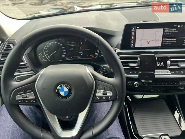 Серый БМВ Х3, объемом двигателя 2 л и пробегом 21 тыс. км за 43000 $, фото 1 на Automoto.ua