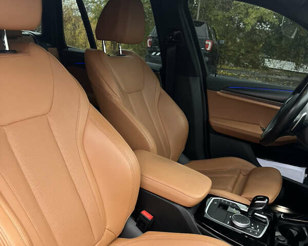 Сірий БМВ Х3, об'ємом двигуна 2 л та пробігом 76 тис. км за 55000 $, фото 2 на Automoto.ua