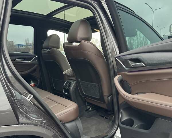 Сірий БМВ Х3, об'ємом двигуна 2.99 л та пробігом 46 тис. км за 69000 $, фото 12 на Automoto.ua