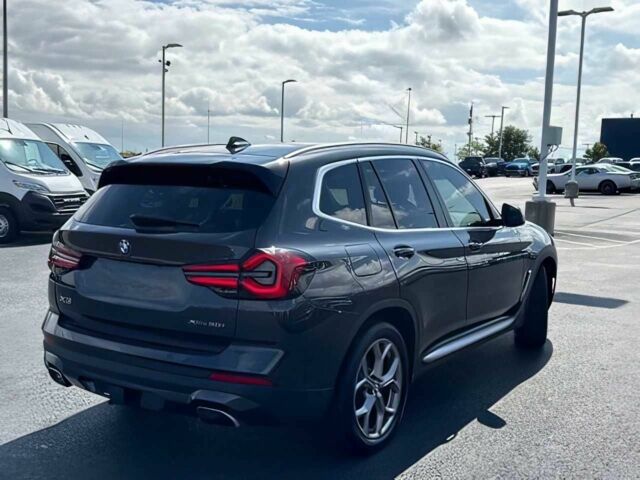 Серый БМВ Х3, объемом двигателя 2 л и пробегом 30 тыс. км за 19800 $, фото 3 на Automoto.ua