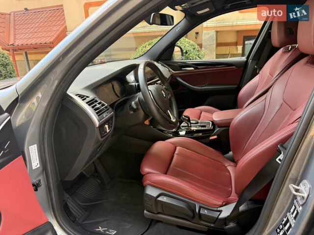 Серый БМВ Х3, объемом двигателя 2 л и пробегом 57 тыс. км за 47000 $, фото 7 на Automoto.ua