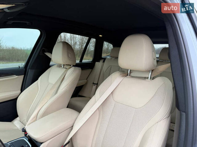 Сірий БМВ Х3, об'ємом двигуна 3 л та пробігом 42 тис. км за 57500 $, фото 21 на Automoto.ua