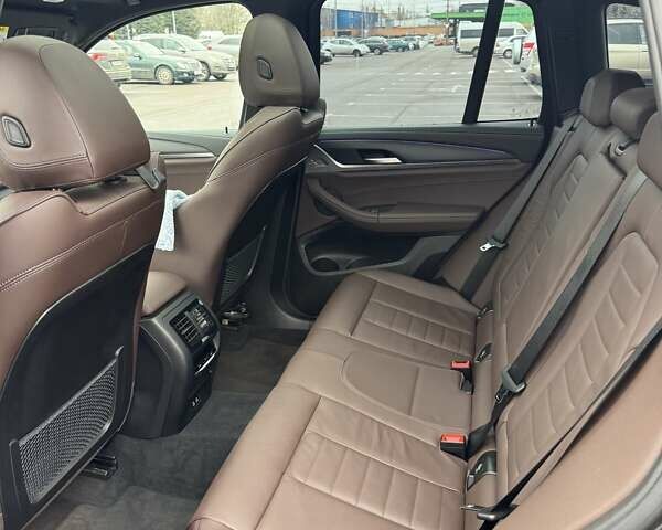 Сірий БМВ Х3, об'ємом двигуна 2.99 л та пробігом 46 тис. км за 69000 $, фото 11 на Automoto.ua