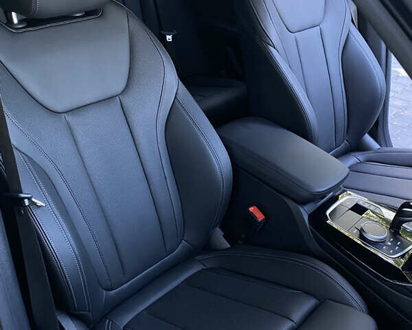 Серый БМВ Х3, объемом двигателя 2 л и пробегом 31 тыс. км за 43000 $, фото 26 на Automoto.ua