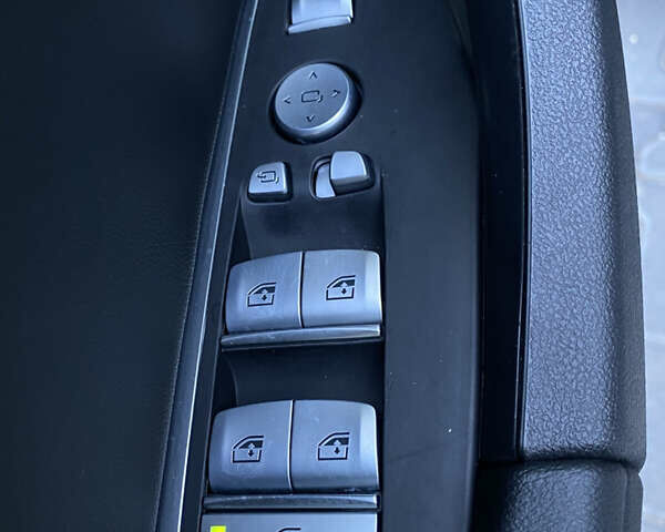 Серый БМВ Х3, объемом двигателя 2 л и пробегом 31 тыс. км за 43000 $, фото 29 на Automoto.ua