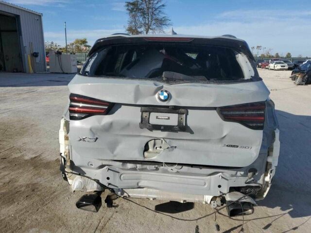 Серый БМВ Х3, объемом двигателя 2 л и пробегом 37 тыс. км за 17000 $, фото 5 на Automoto.ua