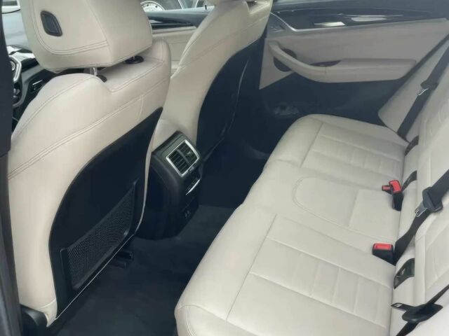 Серый БМВ Х3, объемом двигателя 0 л и пробегом 30 тыс. км за 19560 $, фото 10 на Automoto.ua