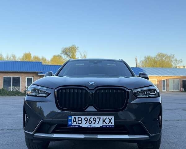 Серый БМВ Х3, объемом двигателя 2 л и пробегом 61 тыс. км за 40999 $, фото 6 на Automoto.ua