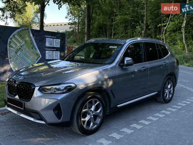 Серый БМВ Х3, объемом двигателя 2 л и пробегом 31 тыс. км за 43000 $, фото 3 на Automoto.ua